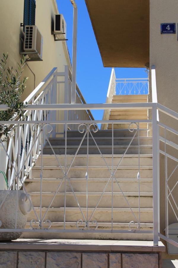 Apartman Gaby Makarska Exteriör bild