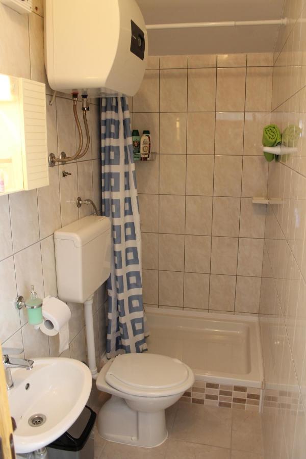 Apartman Gaby Makarska Exteriör bild